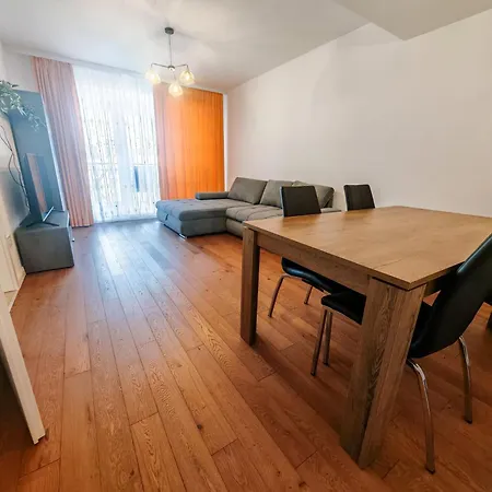 Kasper Collection - Commercial Center Διαμέρισμα Μπρασόβ