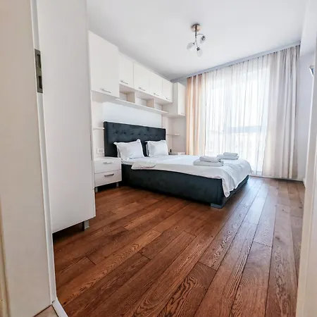 Apartment Kasper Collection - Commercial Center
