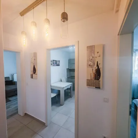 Apartment Kasper Collection - Commercial Center