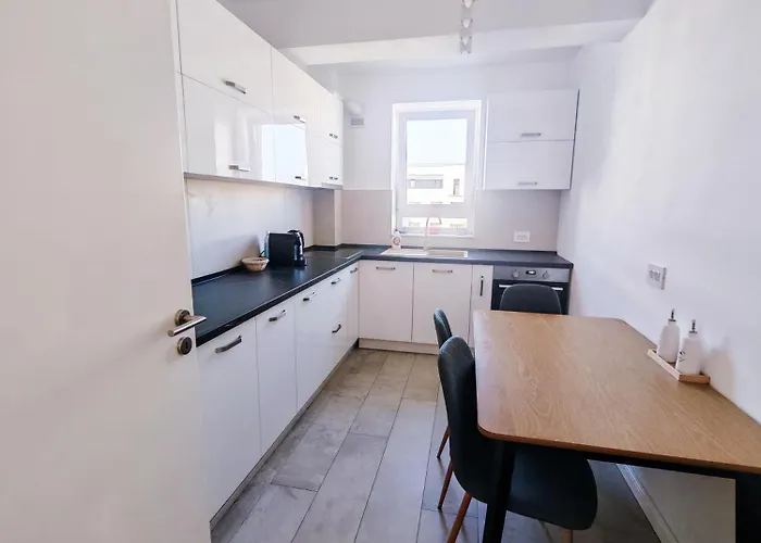 Kasper Collection - Commercial Center Apartment