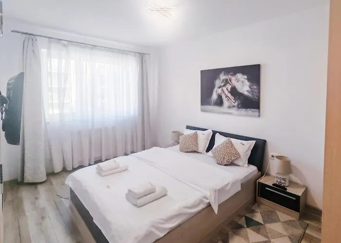 Apartment Kasper Collection - Commercial Center